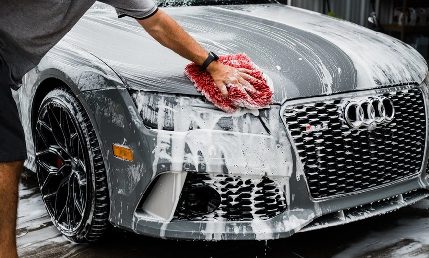 Professional Truck Detailing Guide